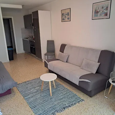 Cap City, Modeste Rez-de-jardin 500m Et Du Port * Agde