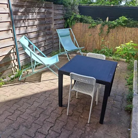 Cap City, Modeste Rez-de-jardin 500m Et Du Port *