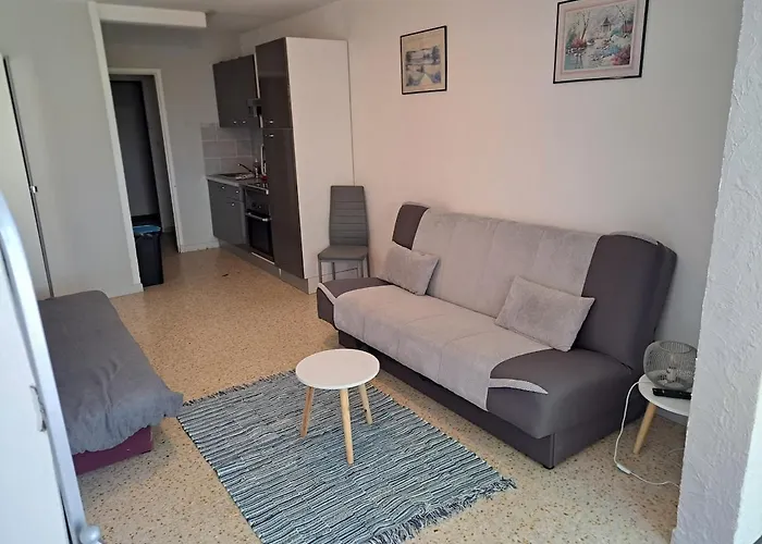 Cap City, Modeste Rez-de-jardin 500m Et Du Port * Agde