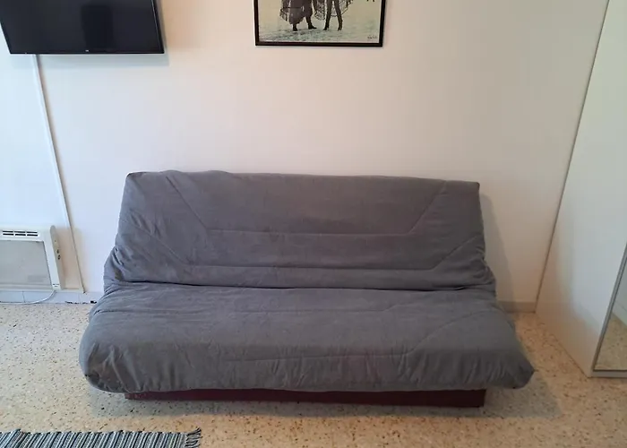 Cap City, Modeste Rez-de-jardin 500m Et Du Port Appartamento *